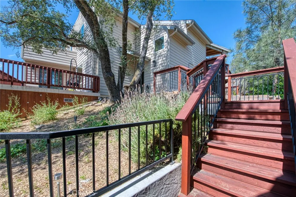 28760 Long Hollow Court S Coarsegold, CA 93614
