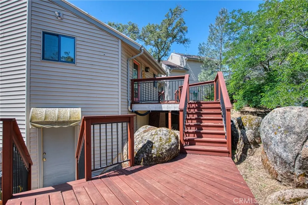 28760 Long Hollow Court S Coarsegold, CA 93614