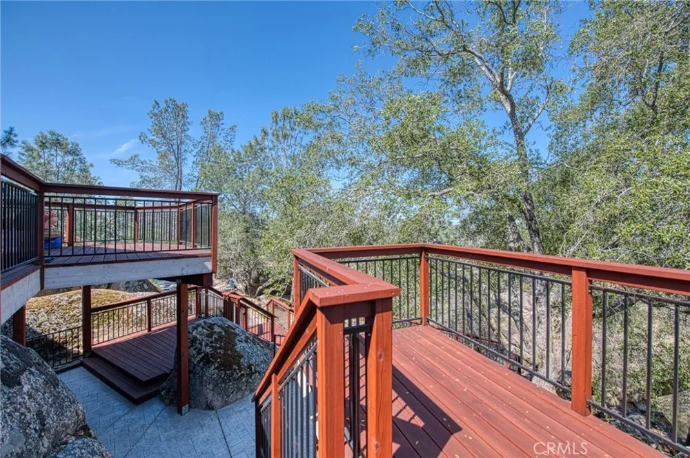 28760 Long Hollow Court S Coarsegold, CA 93614