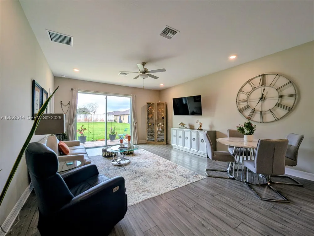 5103 Joyous Pl Fort Pierce, FL 34947