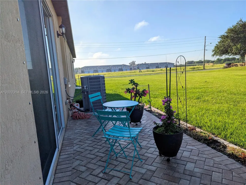 5103 Joyous Pl Fort Pierce, FL 34947