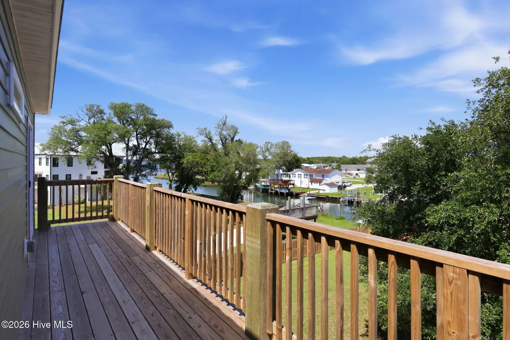 108 Flippers Cove Drive #8 Cedar Point, NC 28584