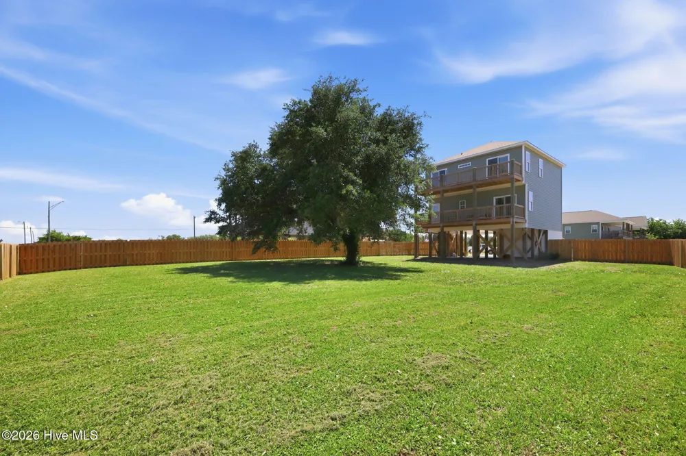 108 Flippers Cove Drive #8 Cedar Point, NC 28584