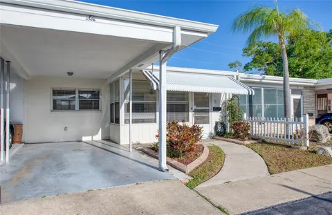 13940 ANONA HEIGHTS DRIVE #6