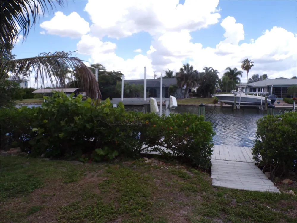 24279 YACHT CLUB BOULEVARD Punta Gorda, FL 33955