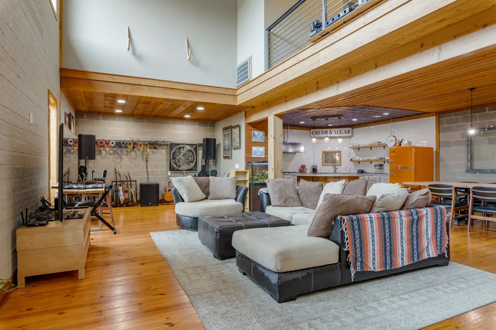 10104 Vassar Road Jonestown, TX 78645
