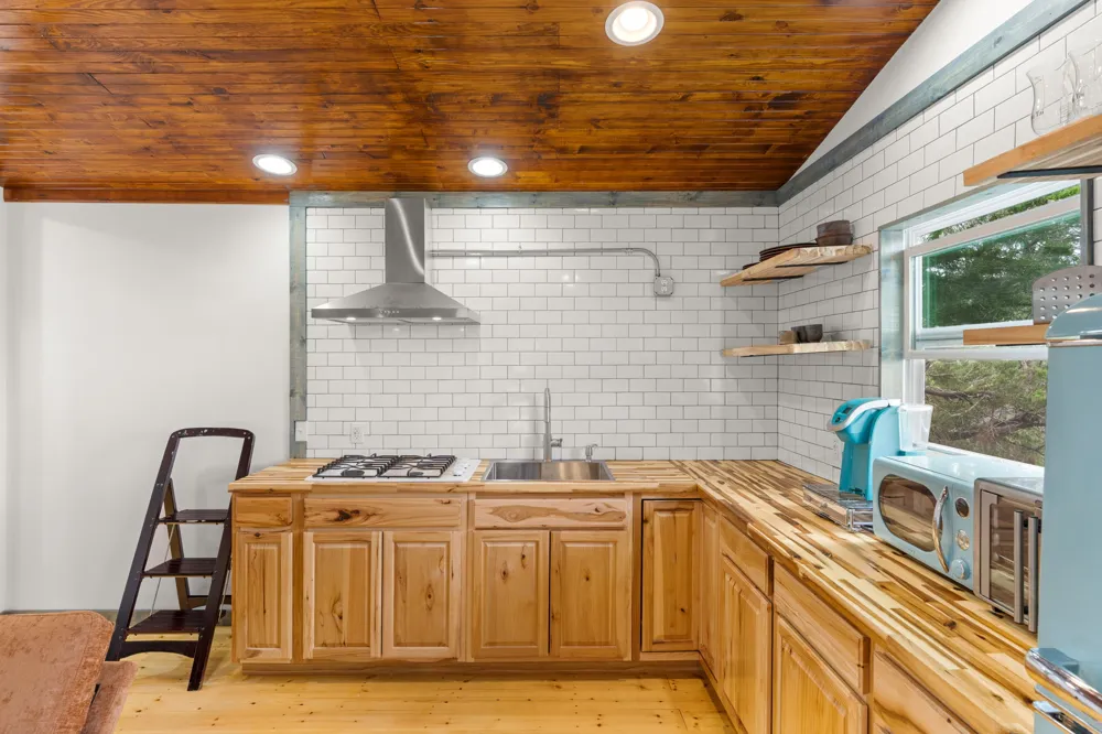 10104 Vassar Road Jonestown, TX 78645
