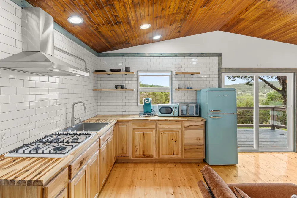10104 Vassar Road Jonestown, TX 78645