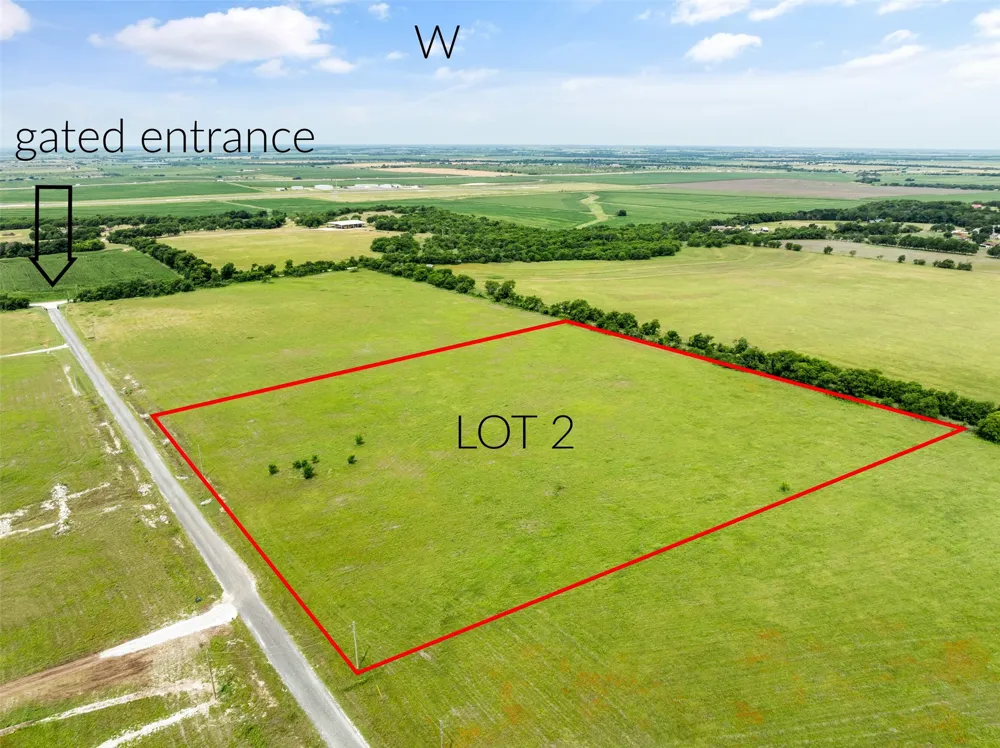 Private Road 425 Hillsboro, TX 76645