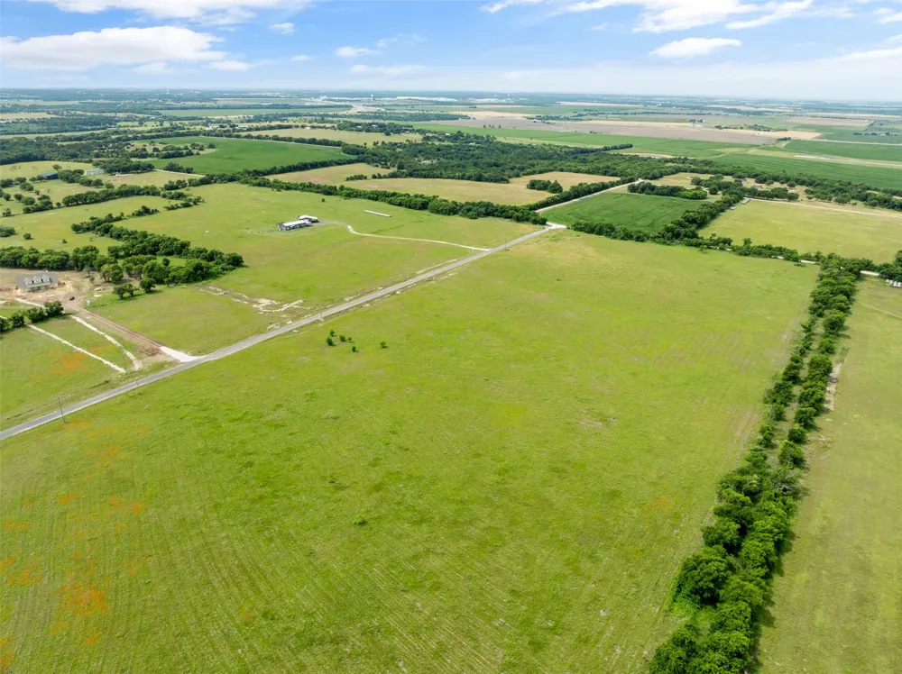 Private Road 425 Hillsboro, TX 76645