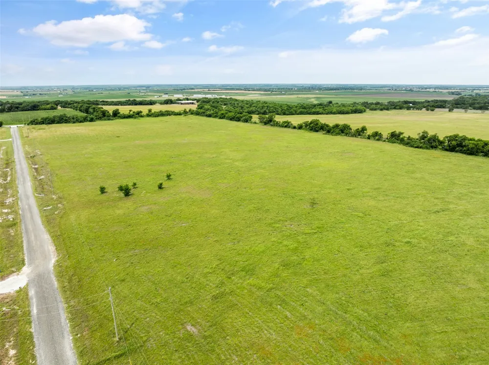 Private Road 425 Hillsboro, TX 76645