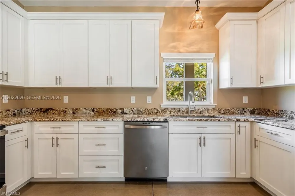 5535 COUNTY ROAD 78 La Belle, FL 33935