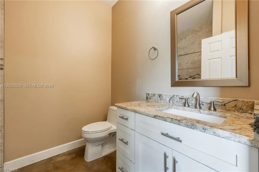 5535 COUNTY ROAD 78 La Belle, FL 33935