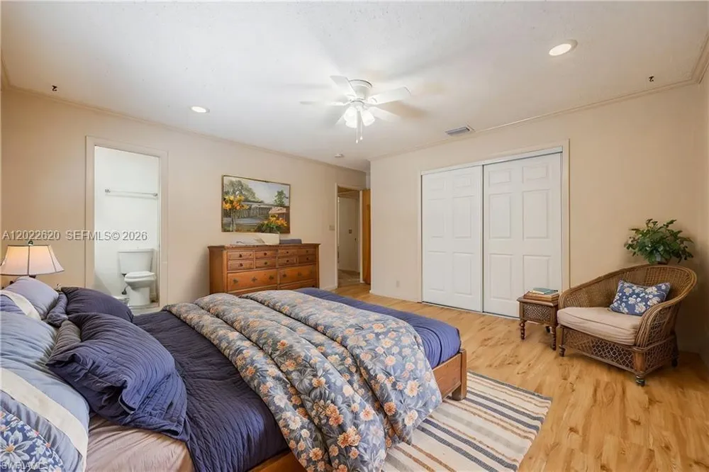 5535 COUNTY ROAD 78 La Belle, FL 33935