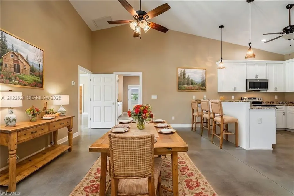 5535 COUNTY ROAD 78 La Belle, FL 33935