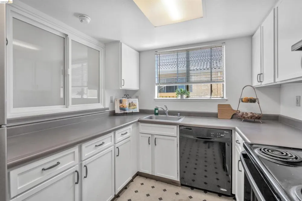 40 Las Moradas Cir San Pablo, CA 94806