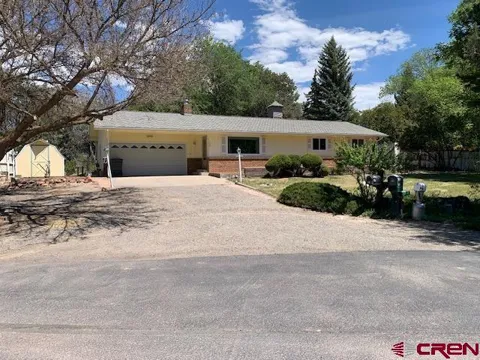 570 SW 2nd Court