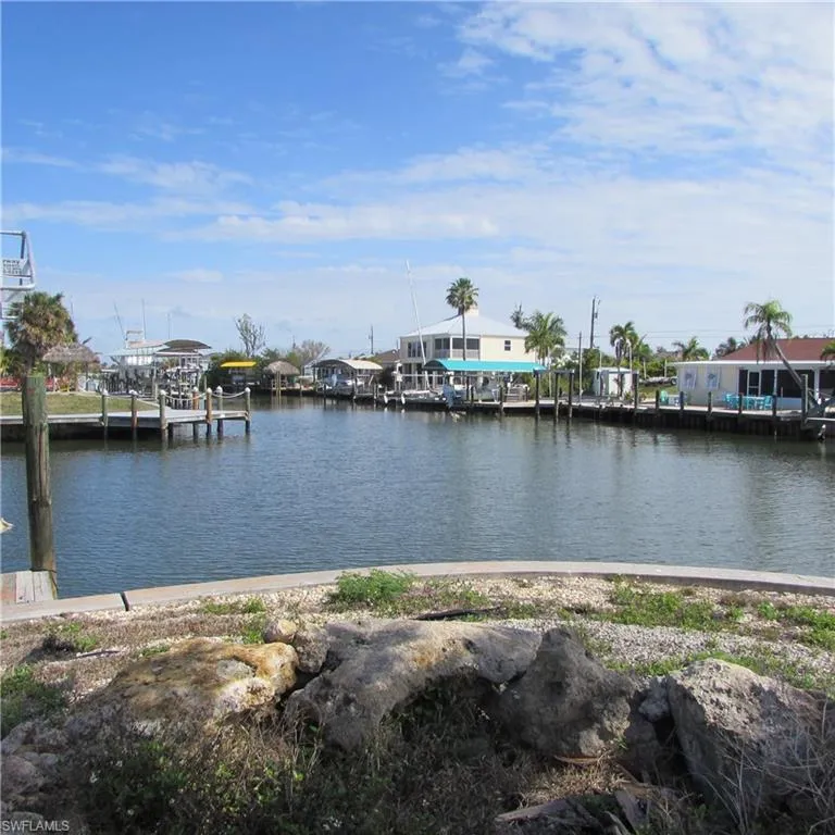 3554 Emerald Lot #11 Avenue St. James City, FL 33956