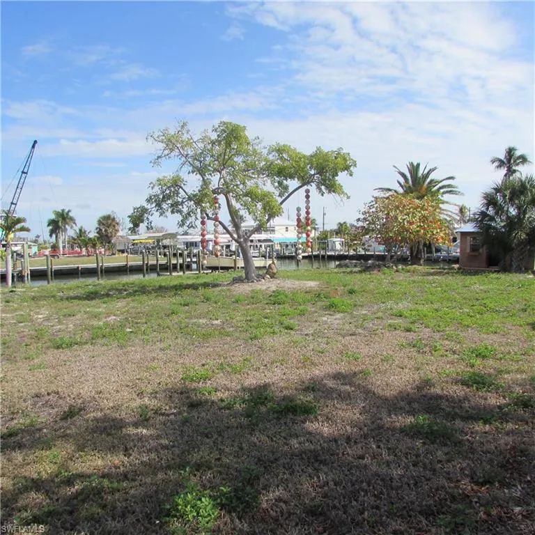 3554 Emerald Lot #11 Avenue St. James City, FL 33956