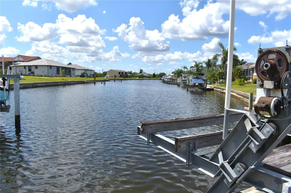 825 VIA TRIPOLI Punta Gorda, FL 33950