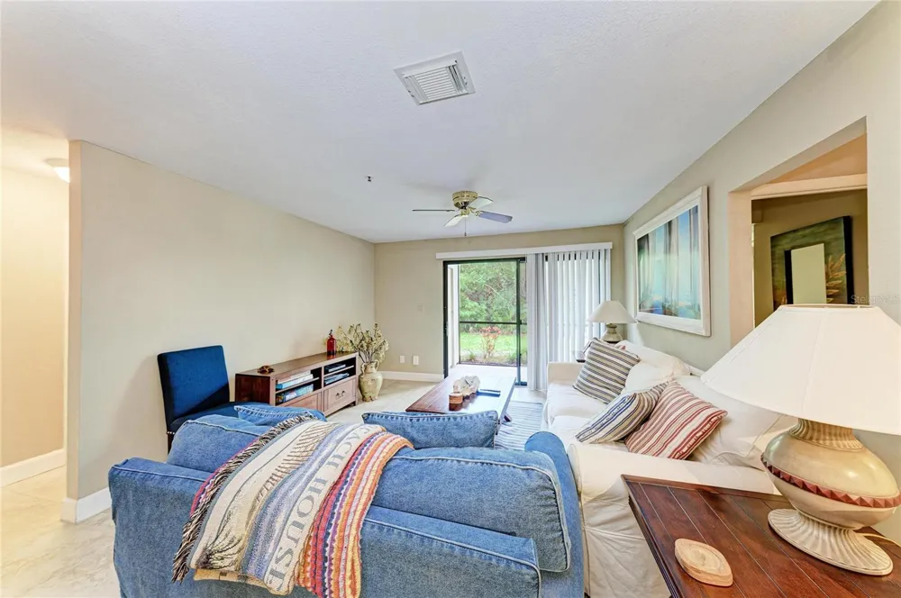 4040 CROCKERS LAKE BOULEVARD #12 Sarasota, FL 34238