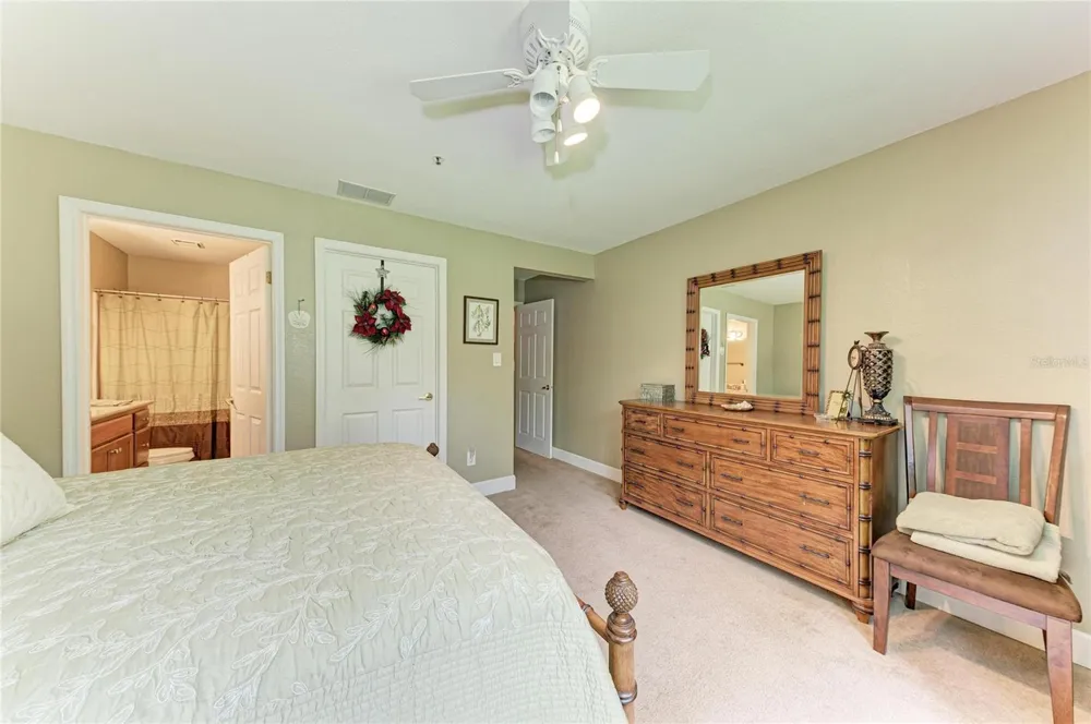 4040 CROCKERS LAKE BOULEVARD #12 Sarasota, FL 34238