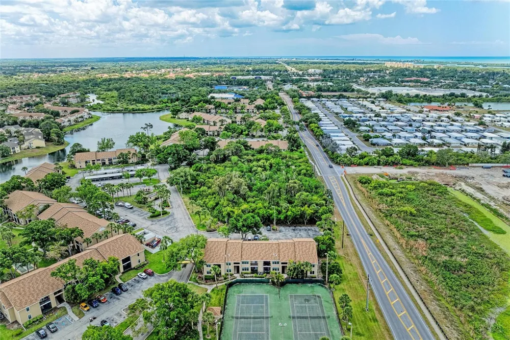 4040 CROCKERS LAKE BOULEVARD #12 Sarasota, FL 34238