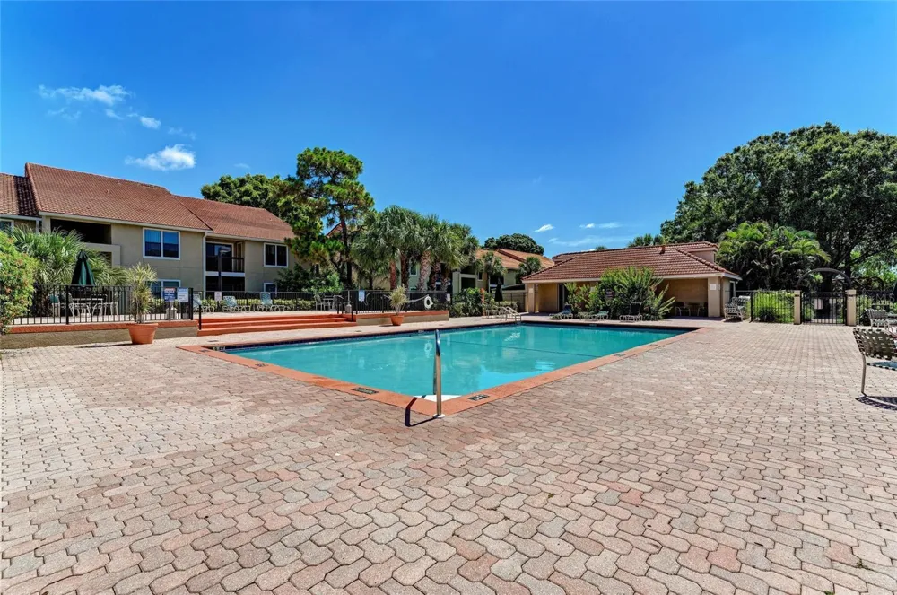 4040 CROCKERS LAKE BOULEVARD #12 Sarasota, FL 34238