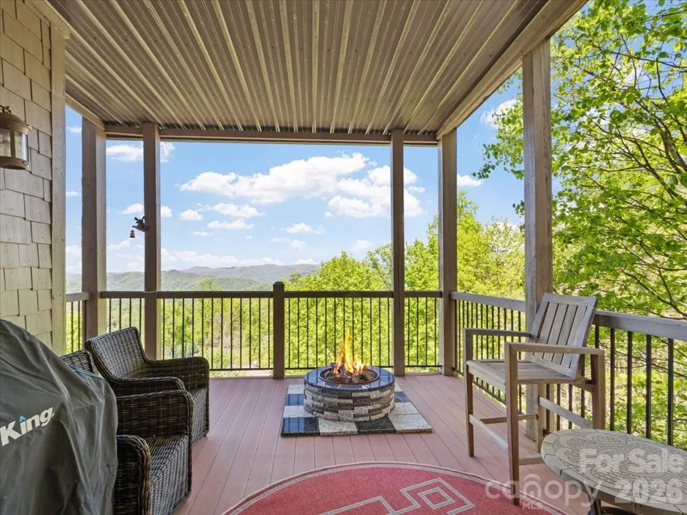 52 Logging Horse Road #A102 Burnsville, NC 28714