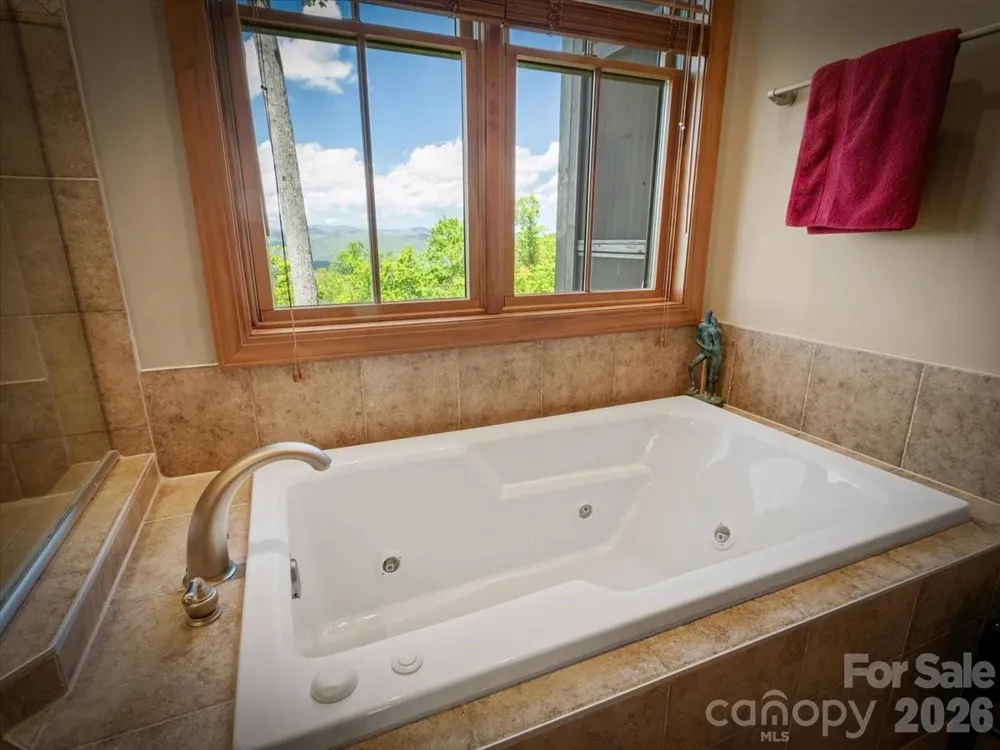 52 Logging Horse Road #A102 Burnsville, NC 28714