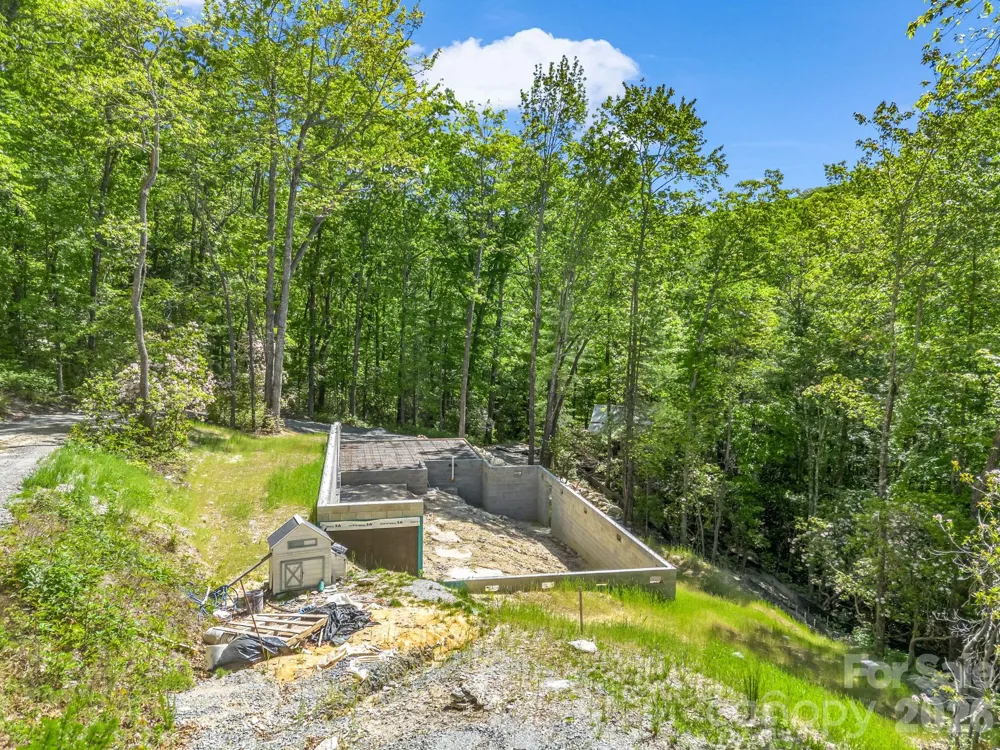 352 Big Hill Road Brevard, NC 28712