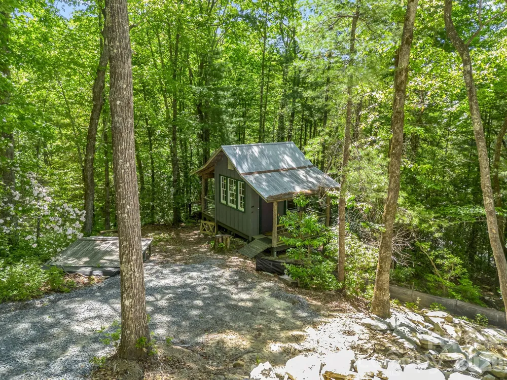 352 Big Hill Road Brevard, NC 28712