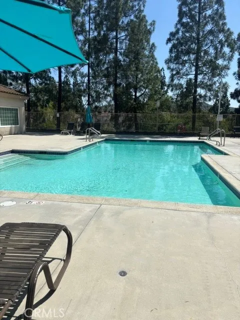 5744 Oak Bend #303 Oak Park, CA 91377