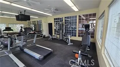 5744 Oak Bend #303 Oak Park, CA 91377