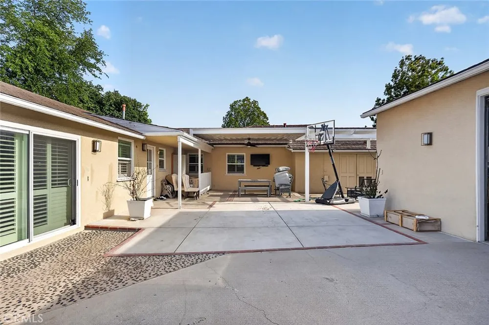 901 Kingsley Drive Arcadia, CA 91007
