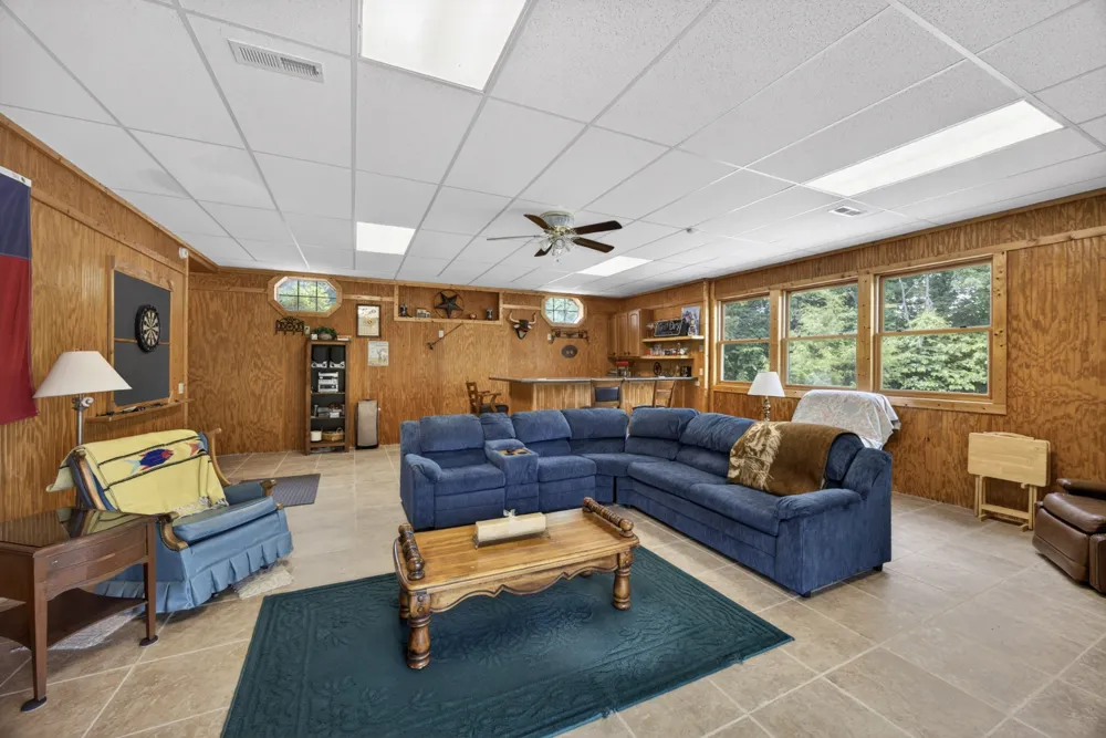 241 Hidden Cove Ln Allons, TN 38541