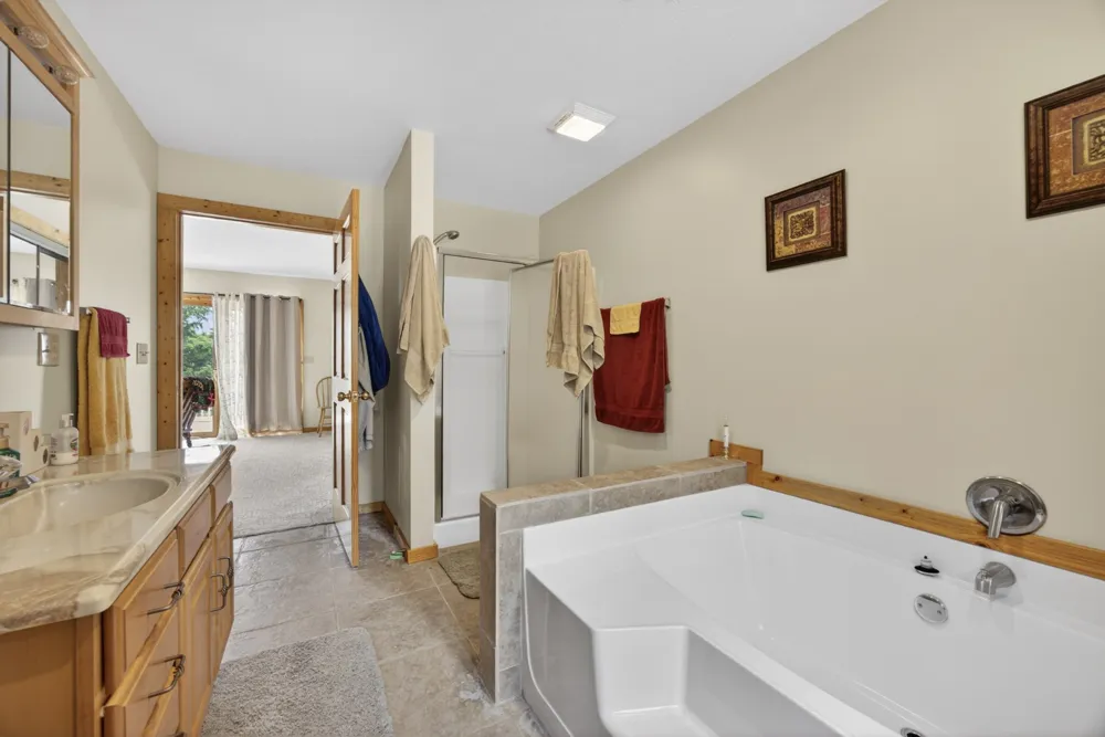 241 Hidden Cove Ln Allons, TN 38541
