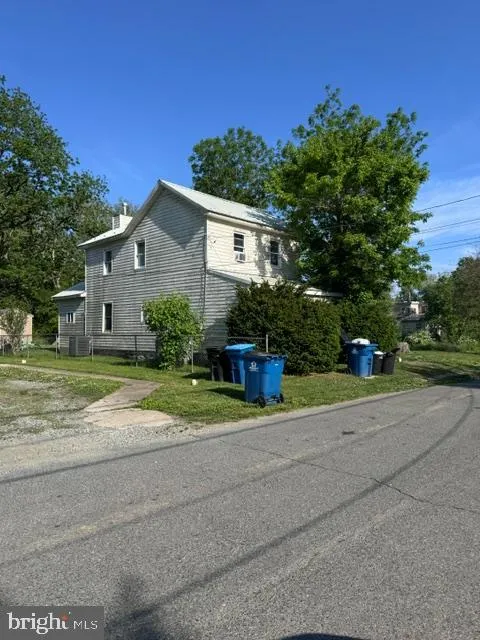 4 WASHINGTON STREET