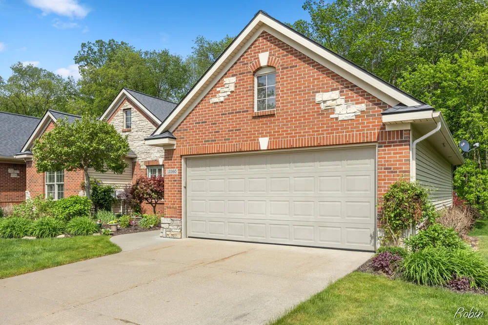 12260 Aleigha Drive NW Grand Rapids, MI 49534
