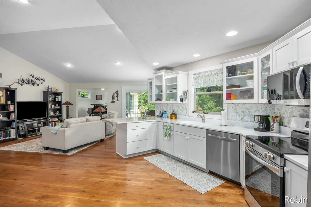 12260 Aleigha Drive NW Grand Rapids, MI 49534
