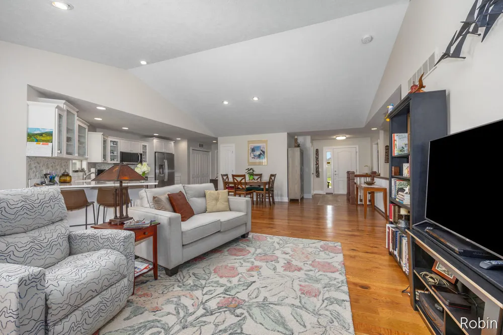 12260 Aleigha Drive NW Grand Rapids, MI 49534
