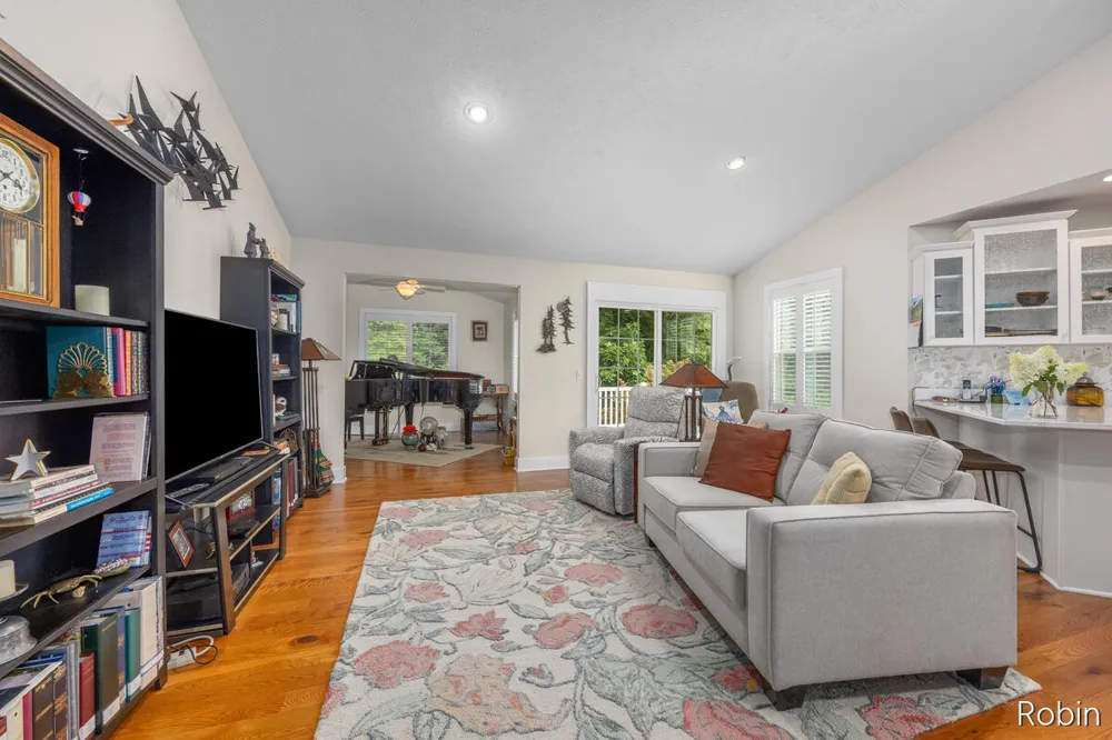 12260 Aleigha Drive NW Grand Rapids, MI 49534