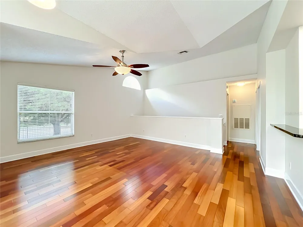 5464 E MICHIGAN STREET #5464-8 Orlando, FL 32812