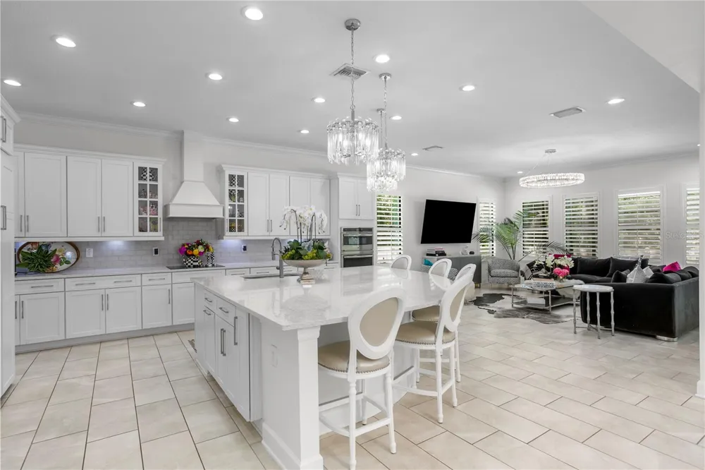 7865 MARSH POINTE DRIVE Tampa, FL 33635