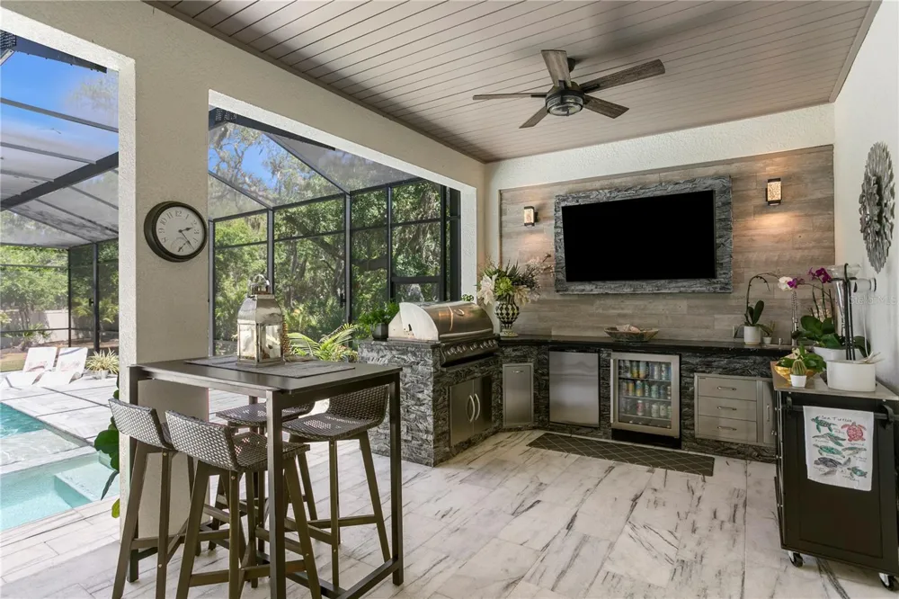 7865 MARSH POINTE DRIVE Tampa, FL 33635