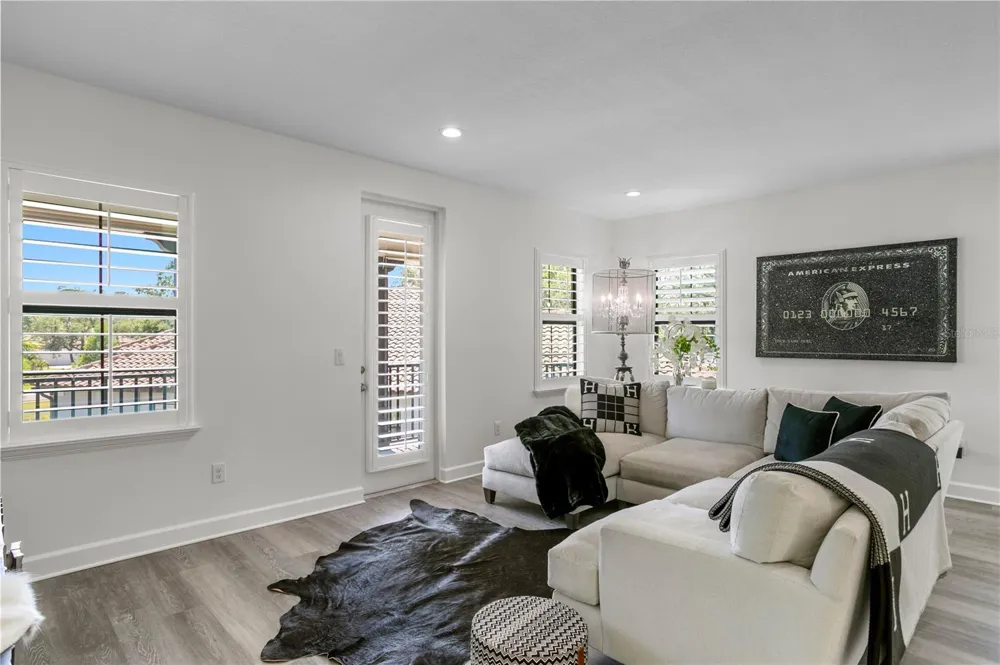 7865 MARSH POINTE DRIVE Tampa, FL 33635