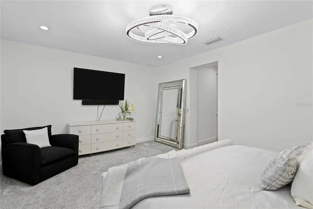 7865 MARSH POINTE DRIVE Tampa, FL 33635