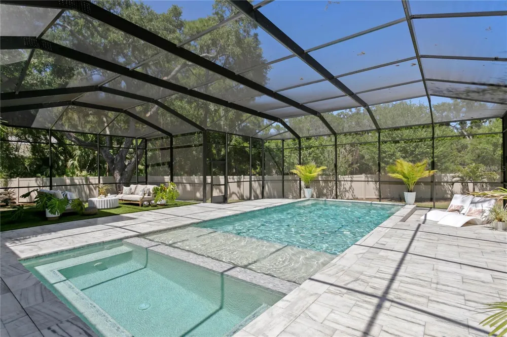 7865 MARSH POINTE DRIVE Tampa, FL 33635