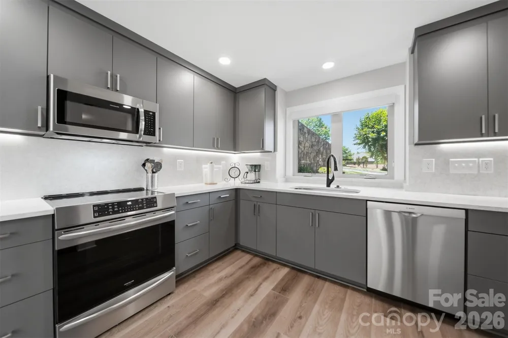 3677 Rock Bridge Drive NE Conover, NC 28613