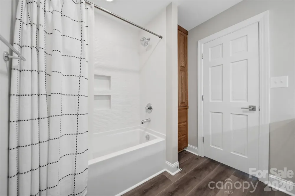 3677 Rock Bridge Drive NE Conover, NC 28613